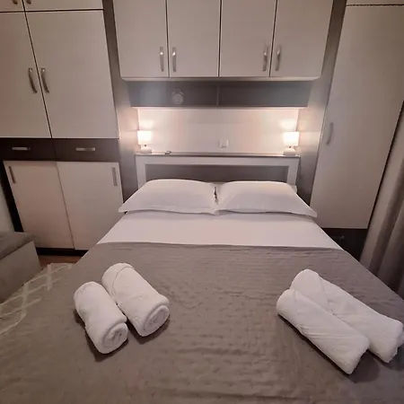 Amarea アパート *